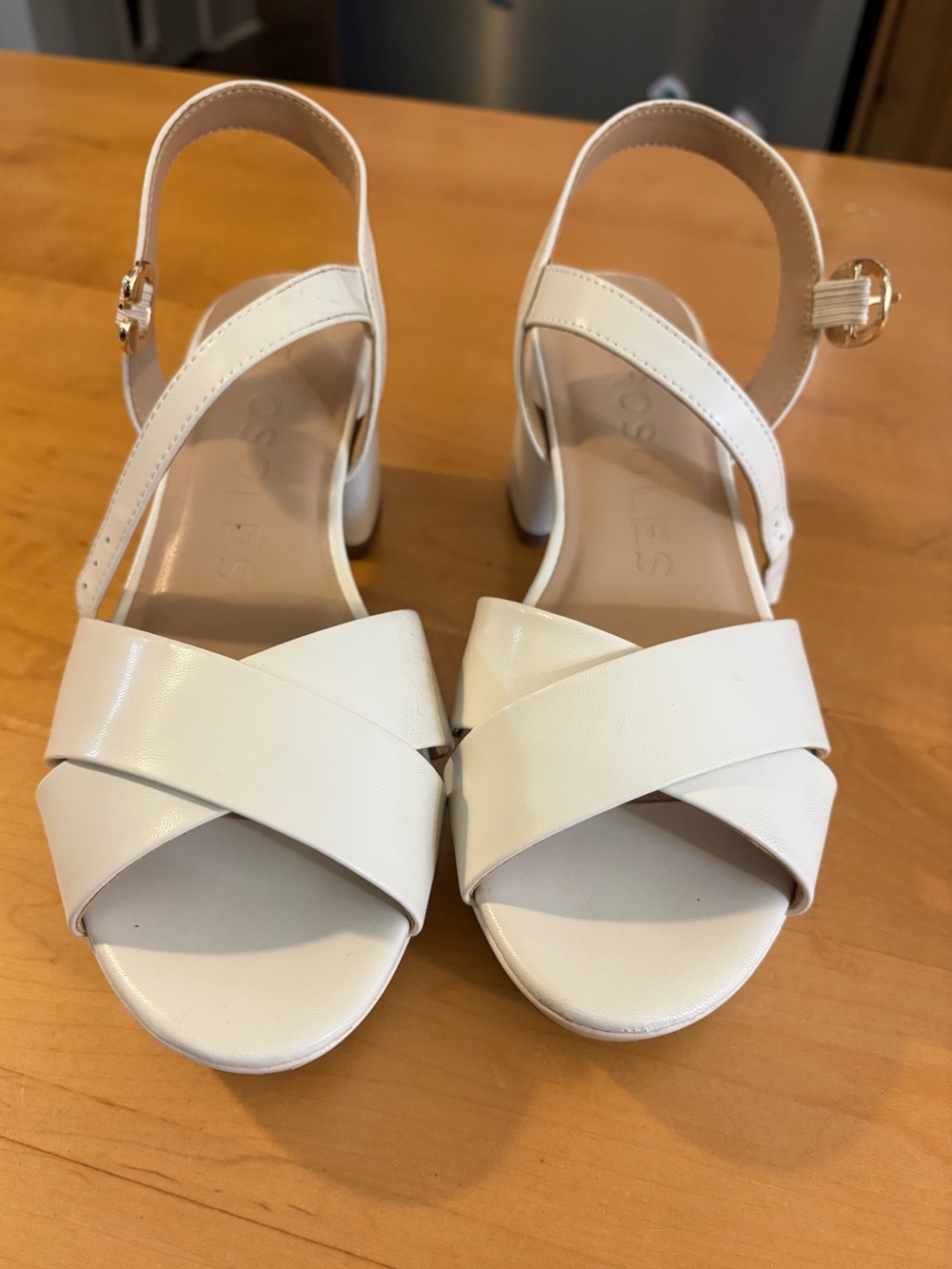 AEROSOLES White Crisscross Strap Block Heel Sandals